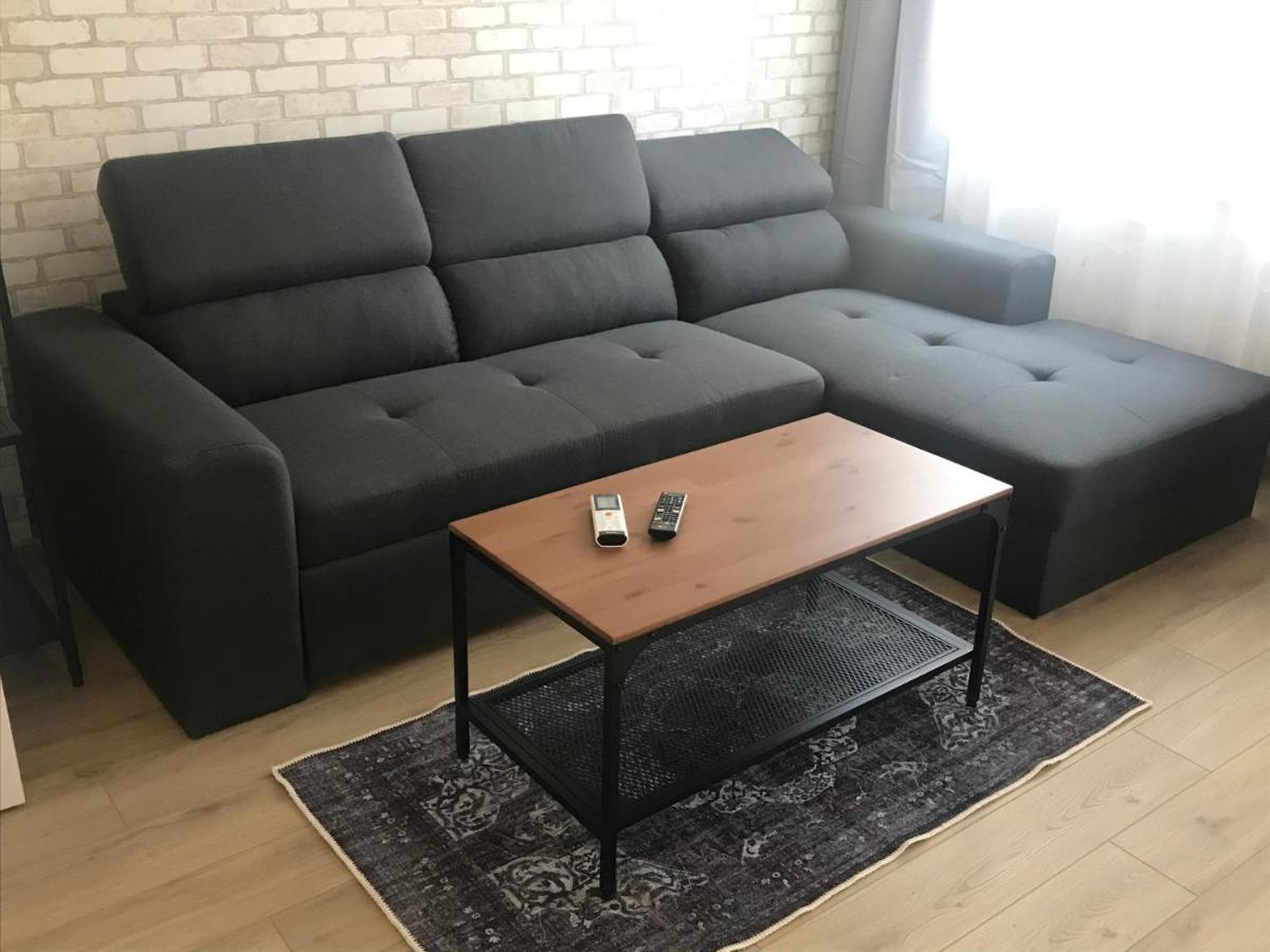 Golden Eye Apartment, City Center, Wi-Fi, Burgas Free University Atanasovo Екстериор снимка